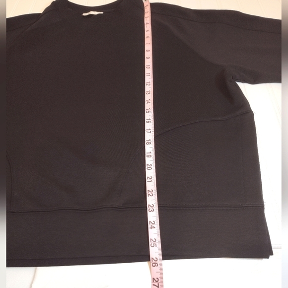 Zenana women's black pull over top size (L) - Picture 8 of 12